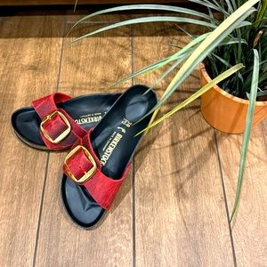 Birkenstock Madrid Big Buckle Sandal. Oiled Red. Size 38